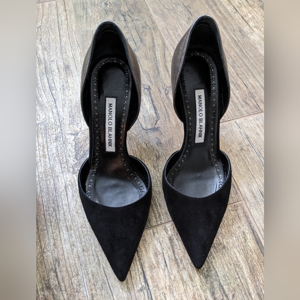 Manolo Blahnik Taylerbi D'Orsay Pumps - Picture 9 of 10